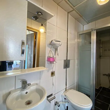 Διαμέρισμα Fascinating Duplex Flat With Classic Beyoglu Architecture 5-Min Walk To Istiklal Avenue