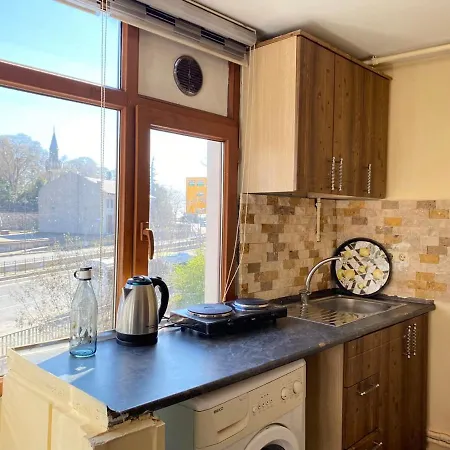 Fascinating Duplex Flat With Classic Beyoglu Architecture 5-Min Walk To Istiklal Avenue Διαμέρισμα