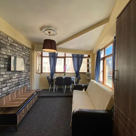 Διαμέρισμα Fascinating Duplex Flat With Classic Beyoglu Architecture 5-Min Walk To Istiklal Avenue *