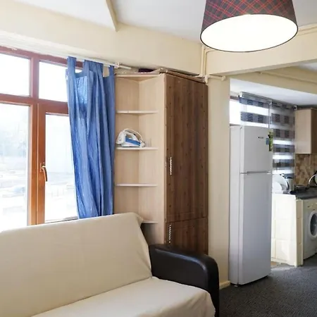 Fascinating Duplex Flat With Classic Beyoglu Architecture 5-Min Walk To Istiklal Avenue Διαμέρισμα